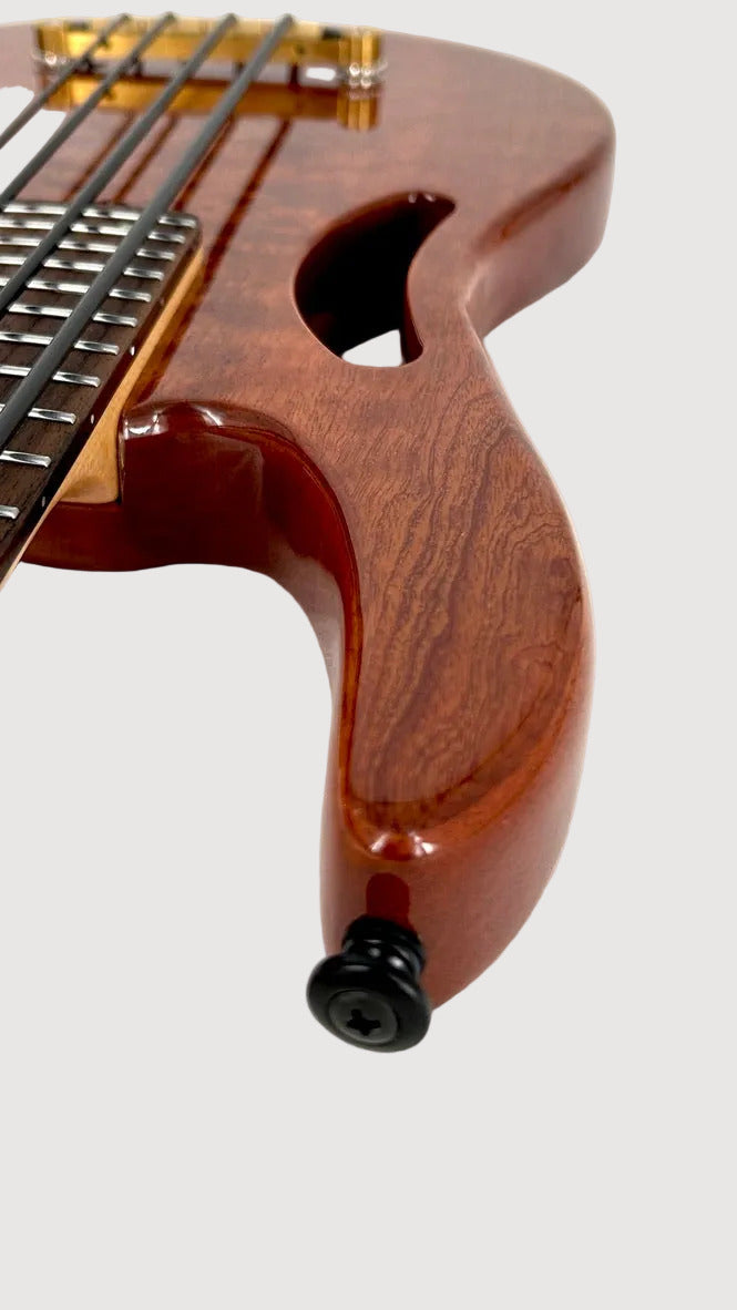 Akama Mini Bass
