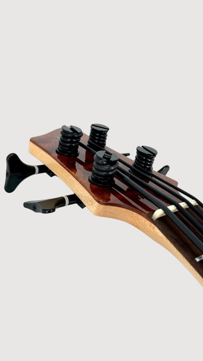 Akama Mini Bass