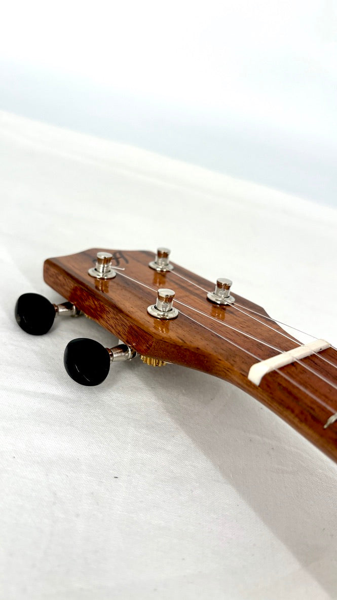 Ana'ole ASL Sopran Longneck Curly Koa