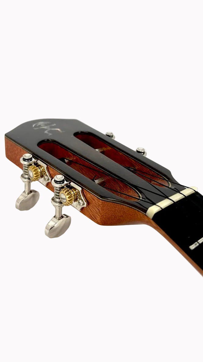aNueNue UT166 Honey Sunburst Tenor