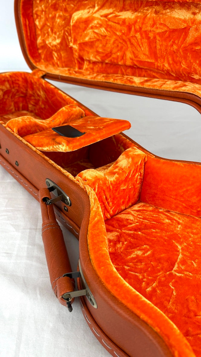 aNueNue UT166 Honey Sunburst Tenor