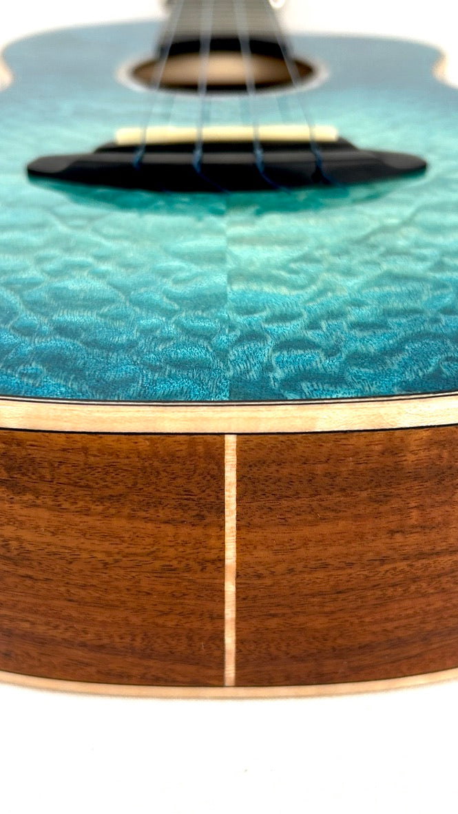 aNueNue UT188 Moana Blue Tenor