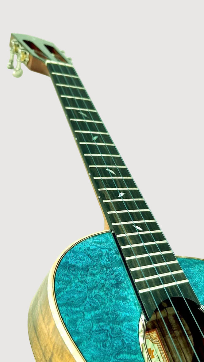 aNueNue UT188 Moana Blue Tenor