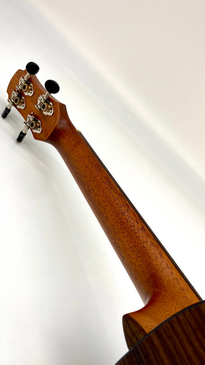 HOZEN Green Label Tenor Spruce / Rosewood