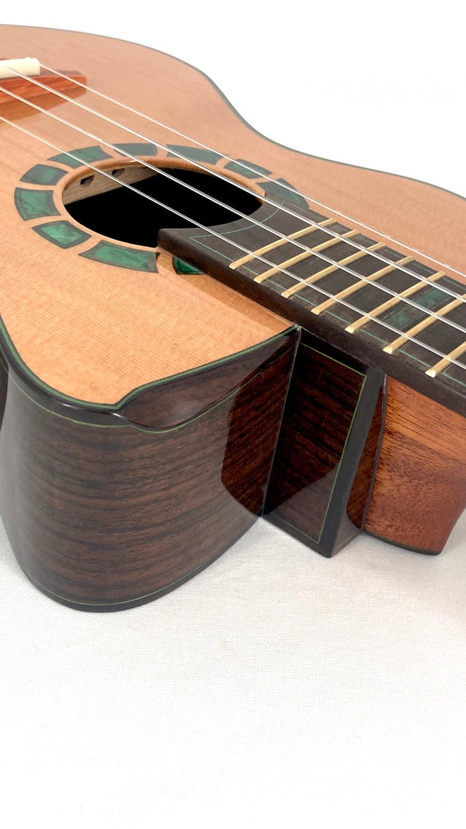HOZEN Green Label Tenor Cedar / Rosewood