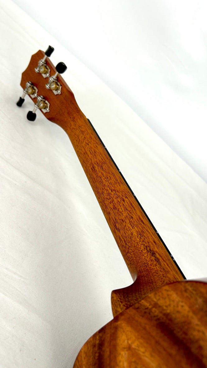 Kanile'a D1 Tenor Core