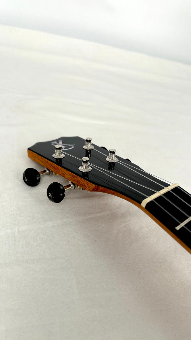 Kanile'a D1 Tenor Core