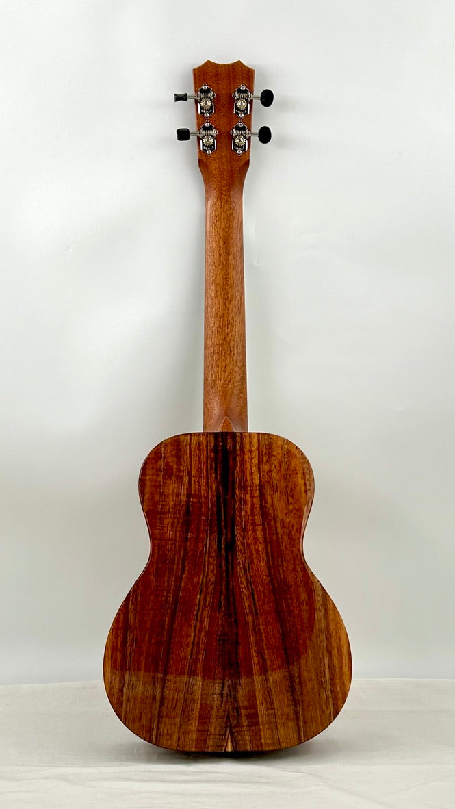 Kanile'a K1 Tenor Core gloss