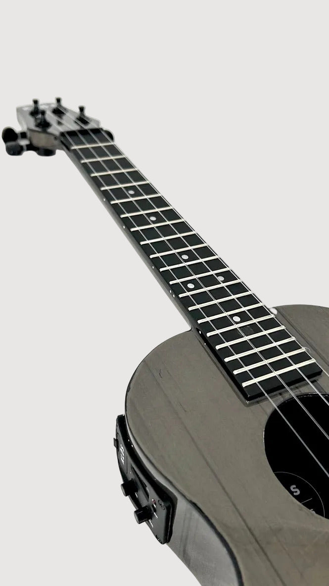 KLOS Concert Carbon Timber mit Pickup und Soundport