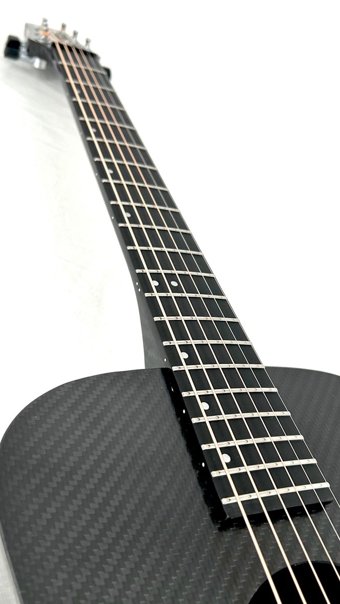 Klos Travel Guitar Full Carbon mit Pickup