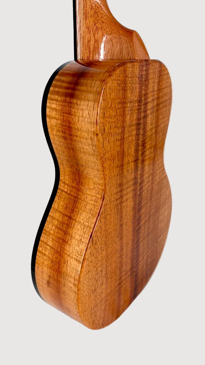 KoAloha KCM-00 Maker's Reserve Curly Koa
