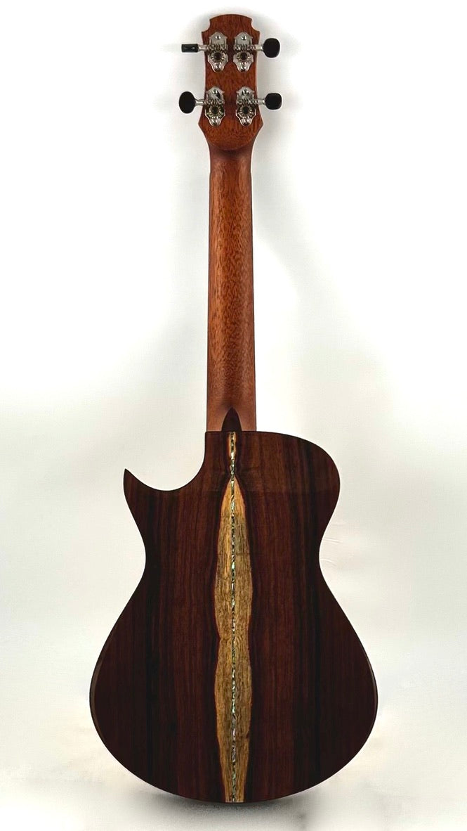 MAESTRO UT-SR (S) Tenor Cutaway