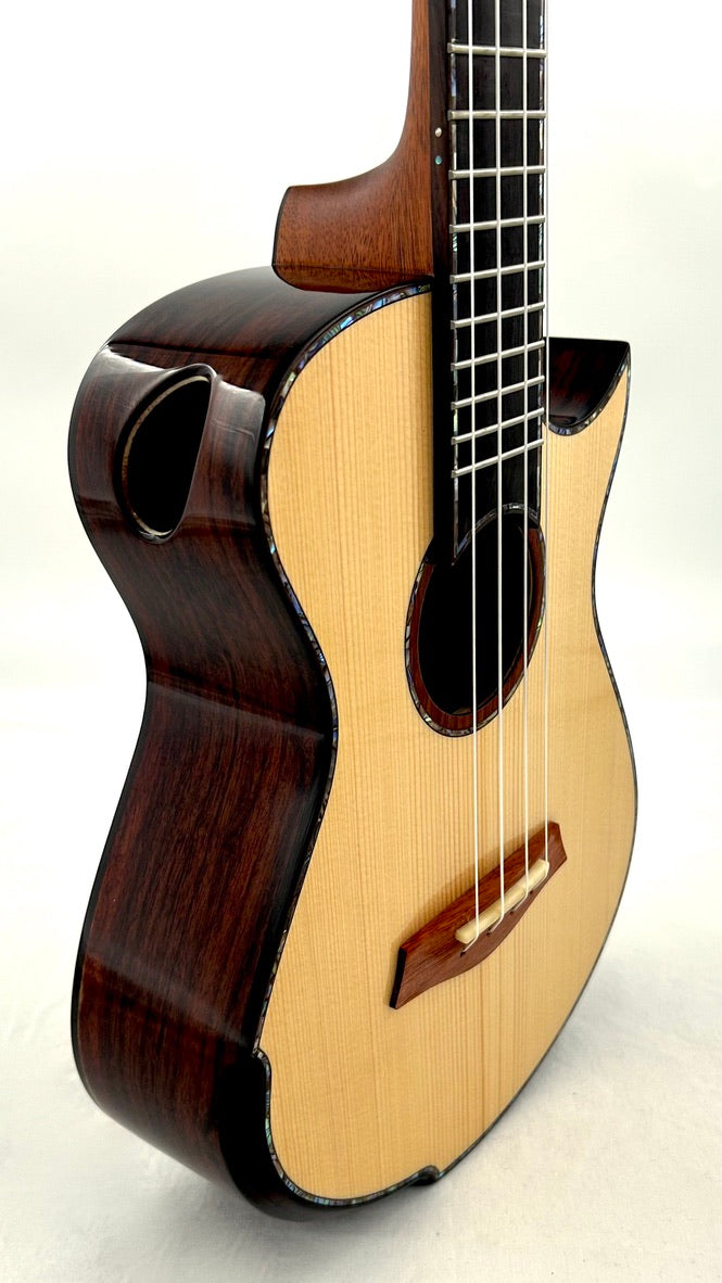 MAESTRO UT-SR (S) Tenor Cutaway