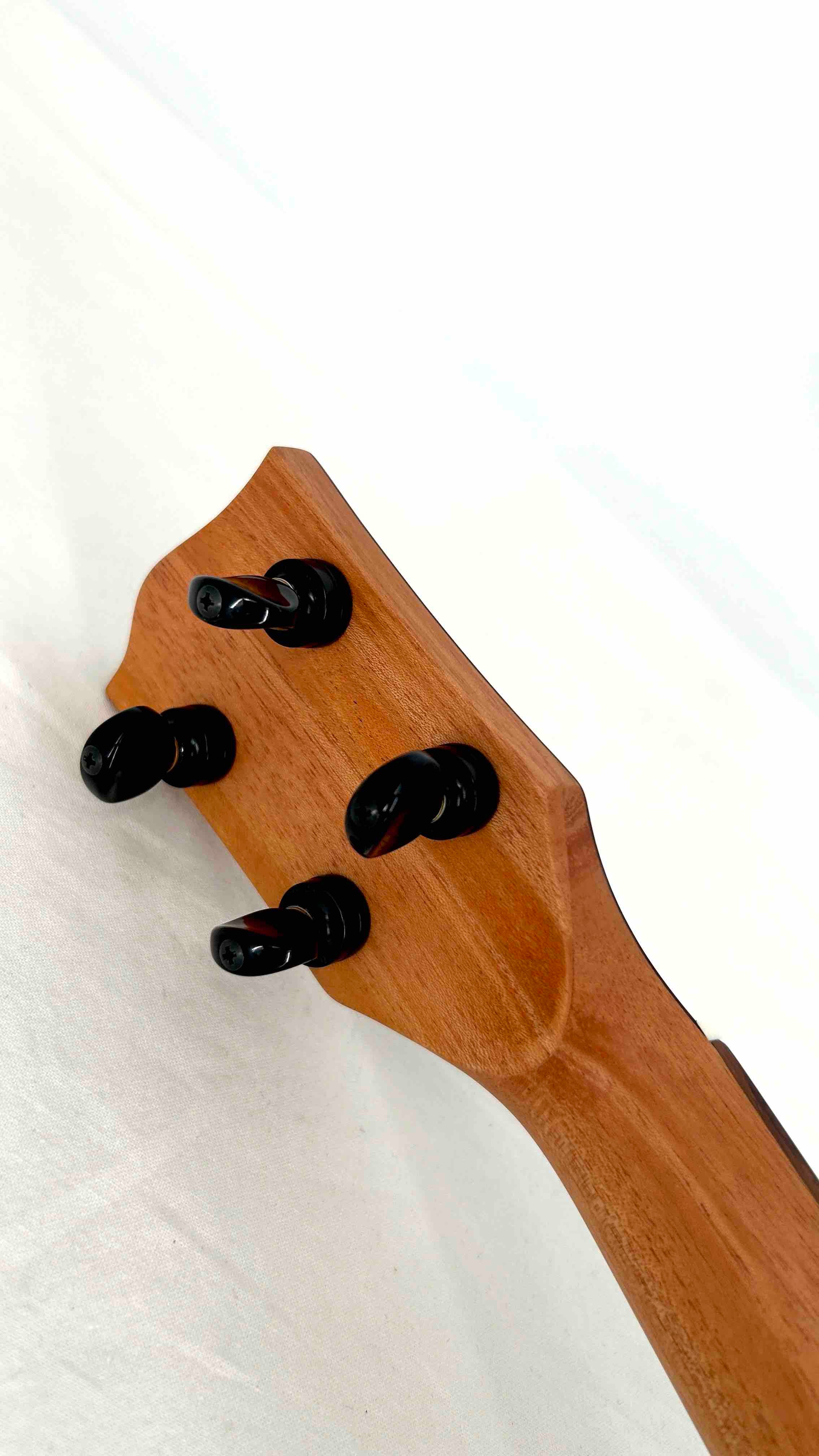 'Oli Bariton Acacia satin (L1-BA-S)