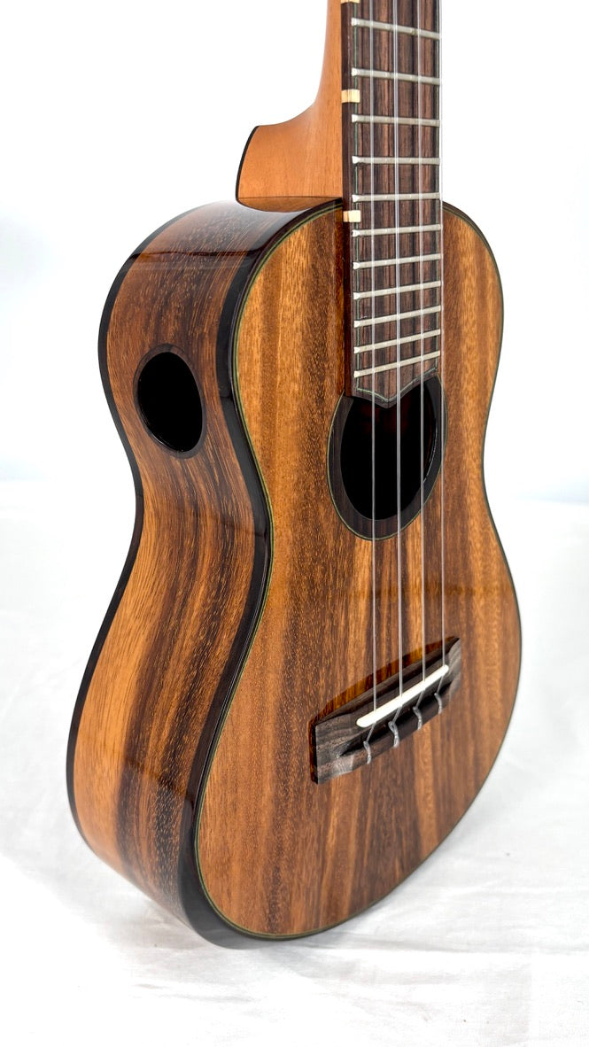 'Oli L2 Concert Acacia gloss Monstera Inlay (L2-CA)