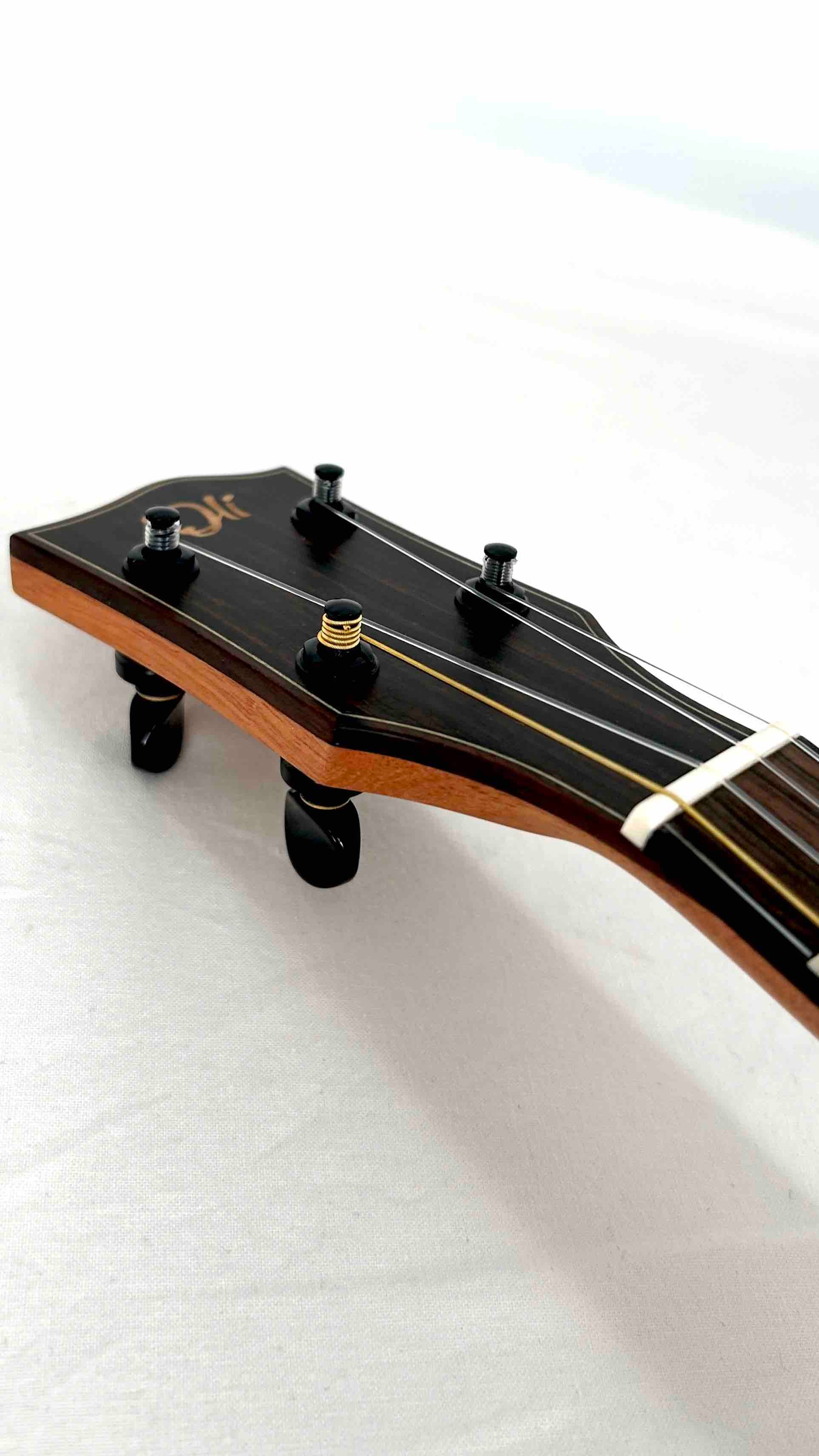 'Oli L2 Tenor Acacia satin (L2-TA-S)