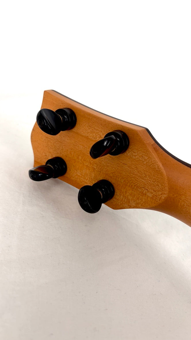 'Oli L2 Tenor Mango Pineapple gloss (L2 TPMG)