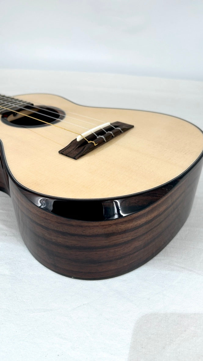 'Oli L2 Tenor Spruce Rosewood gloss (L2-TSR)