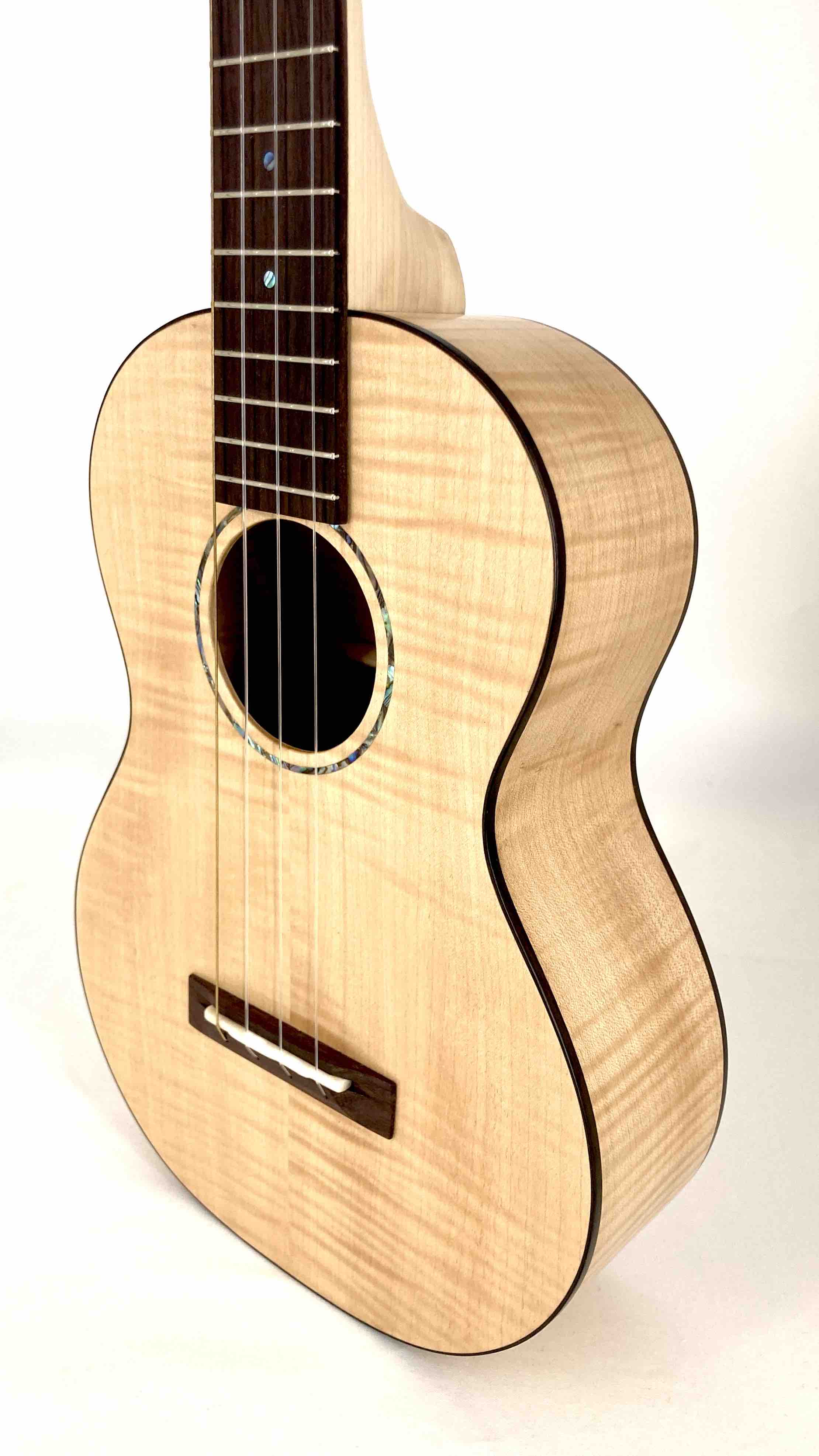 Ukulelemacher Tenor Ahorn