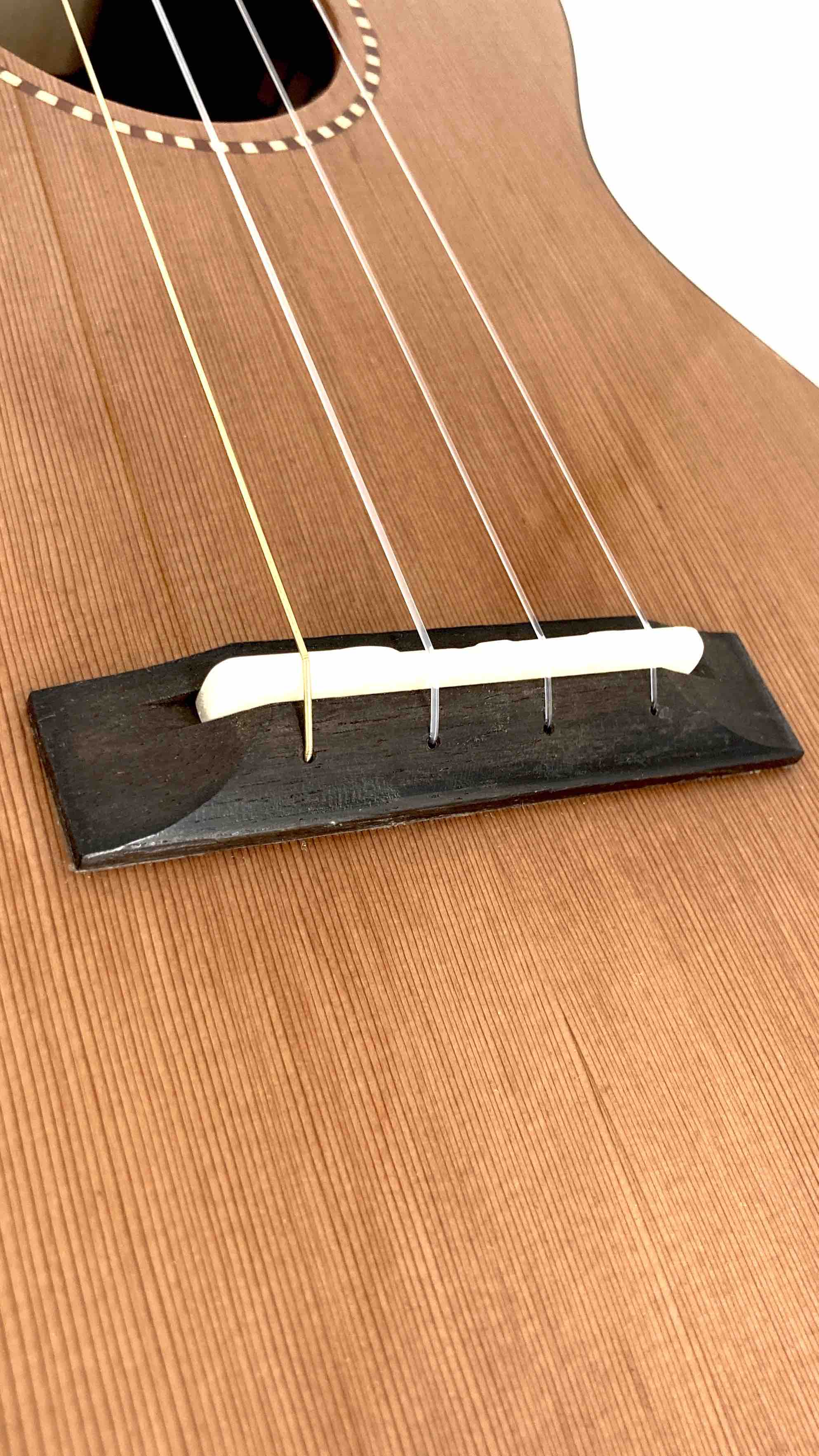 Ukulelemacher Tenor Zeder/Zwetschge