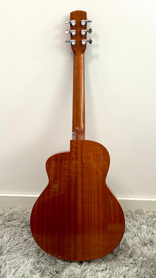 aNueNue M100 Travel Guitar