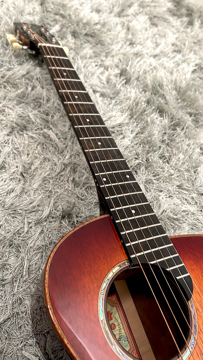 aNueNue M88ITE Travel Guitar