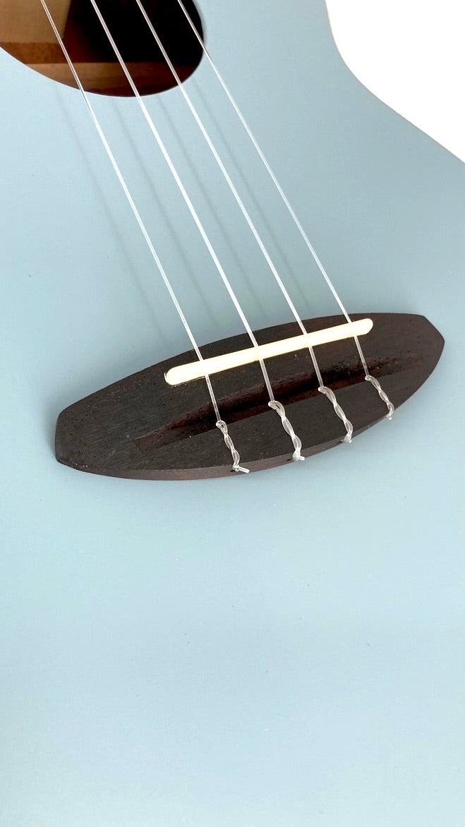 aNueNue UT-10 BA Tenor