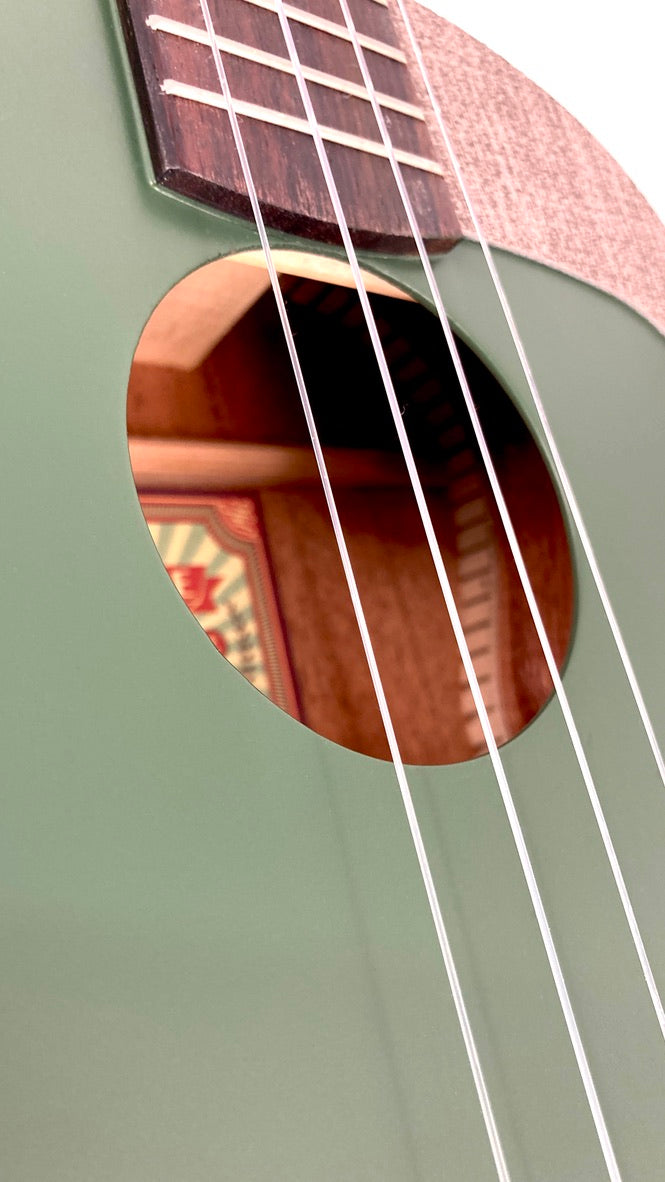 aNueNue UT-10 BF Tenor