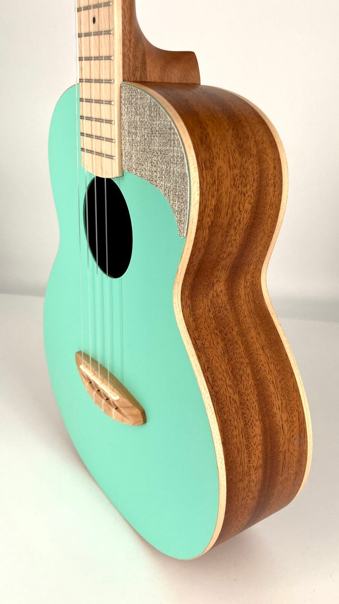 aNueNue UT-10 IG Tenor