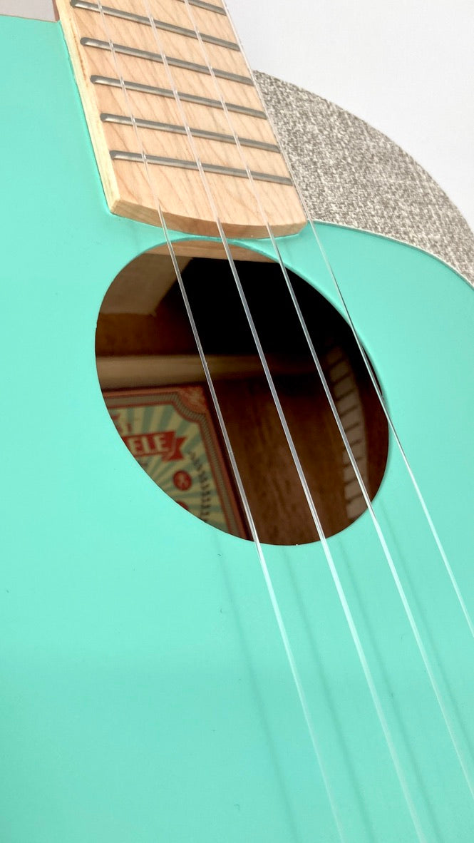 aNueNue UT-10 IG Tenor