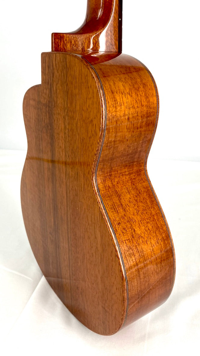 aNueNue UT1K Bird Tenor