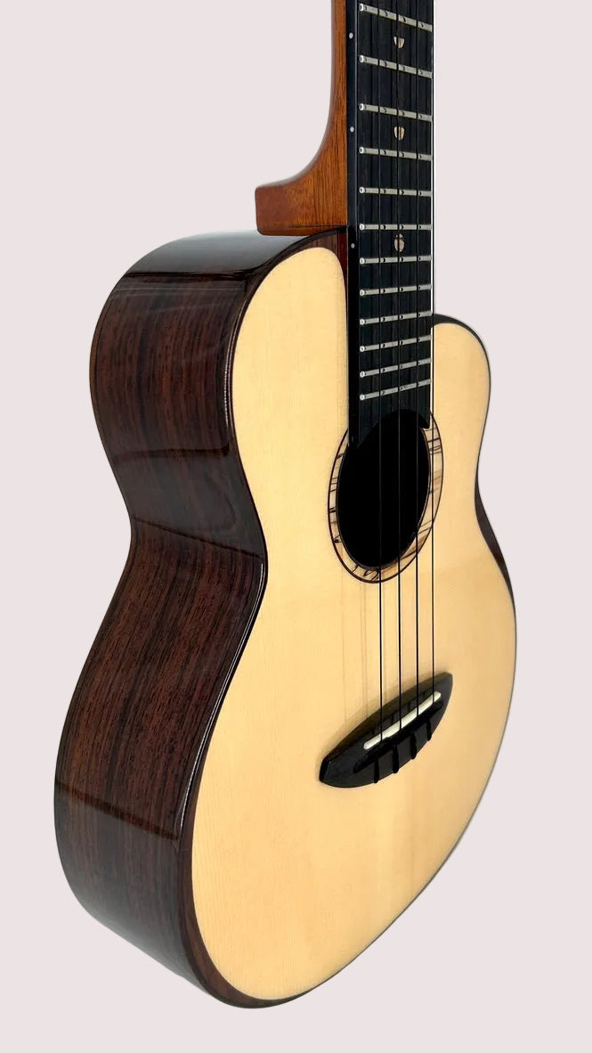 aNueNue UT200 Moonbird Tenor