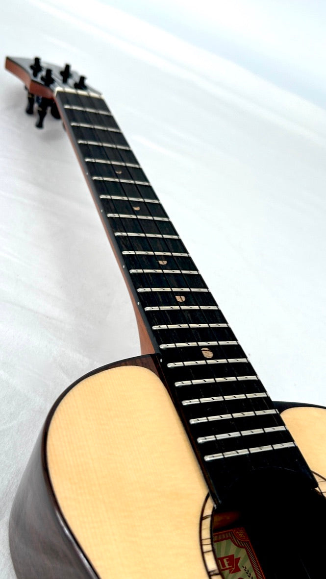 aNueNue UT200 Moonbird Tenor