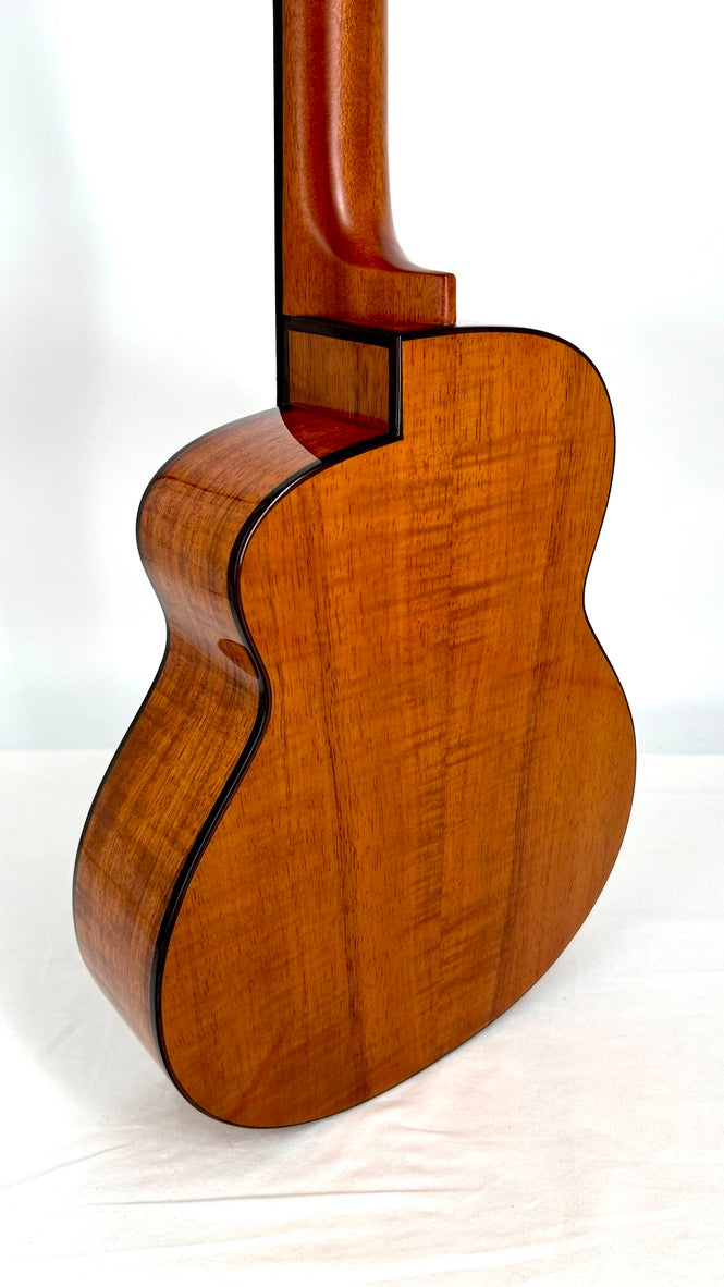 aNueNue UT3K Bird Tenor