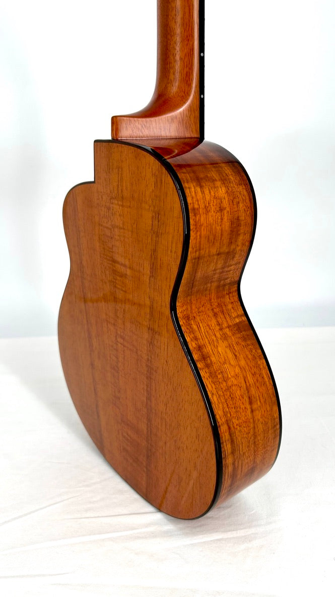 aNueNue UT3K Bird Tenor