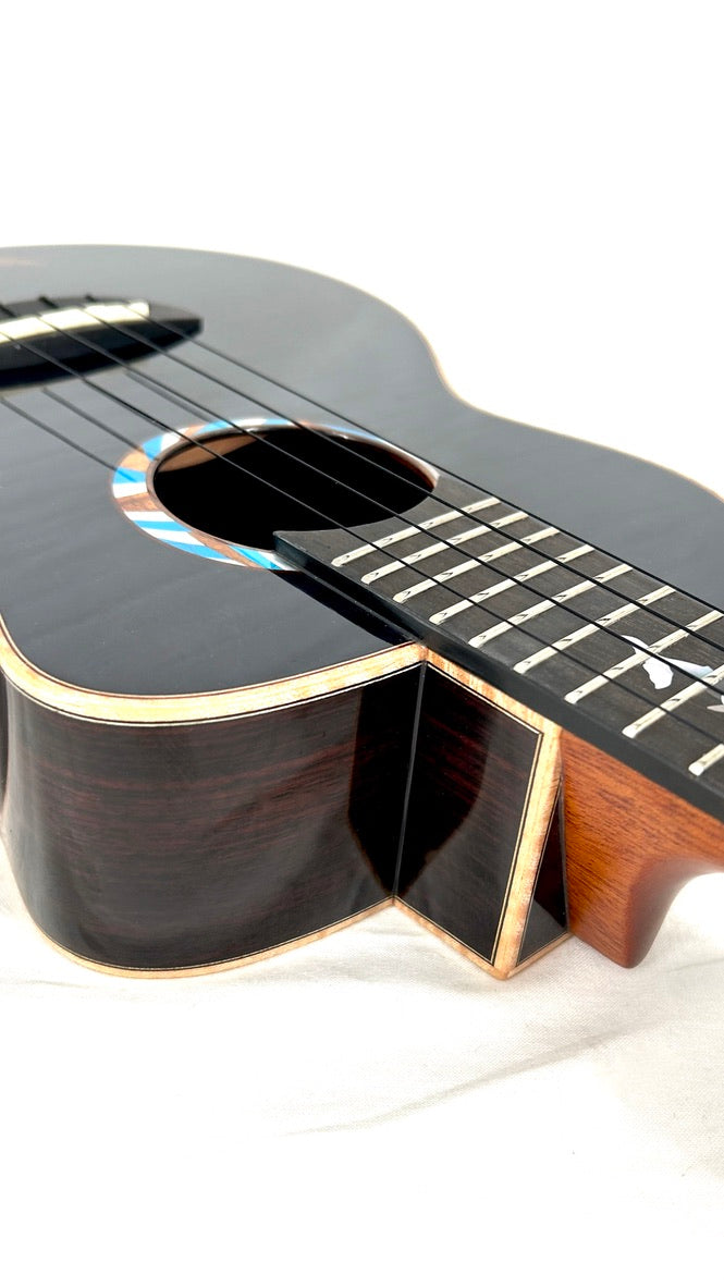 aNueNue Whale Tenor