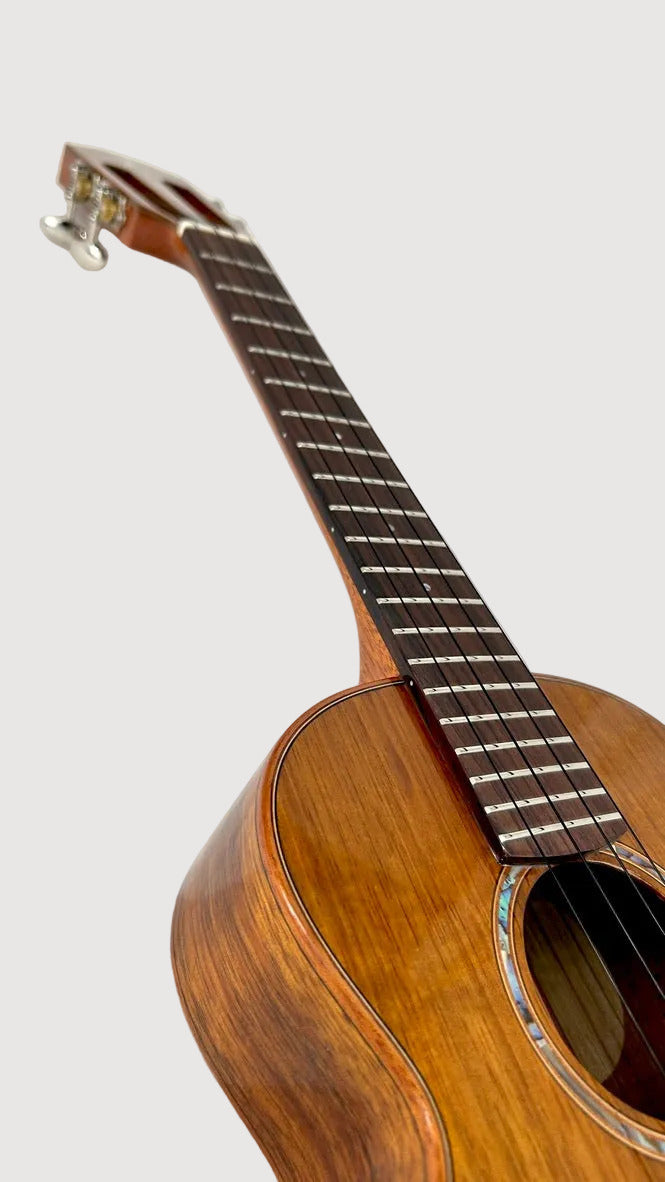 aNueNue AKK3 Tenor