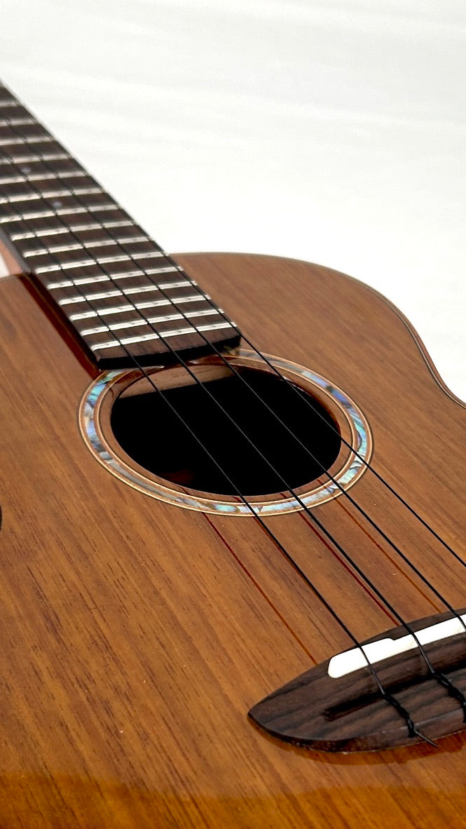 aNueNue AKK3 Tenor