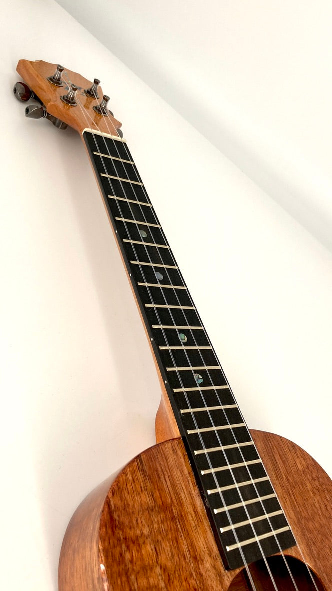 KoAloha KTM-S00 Koa Slim Tenor gloss #22