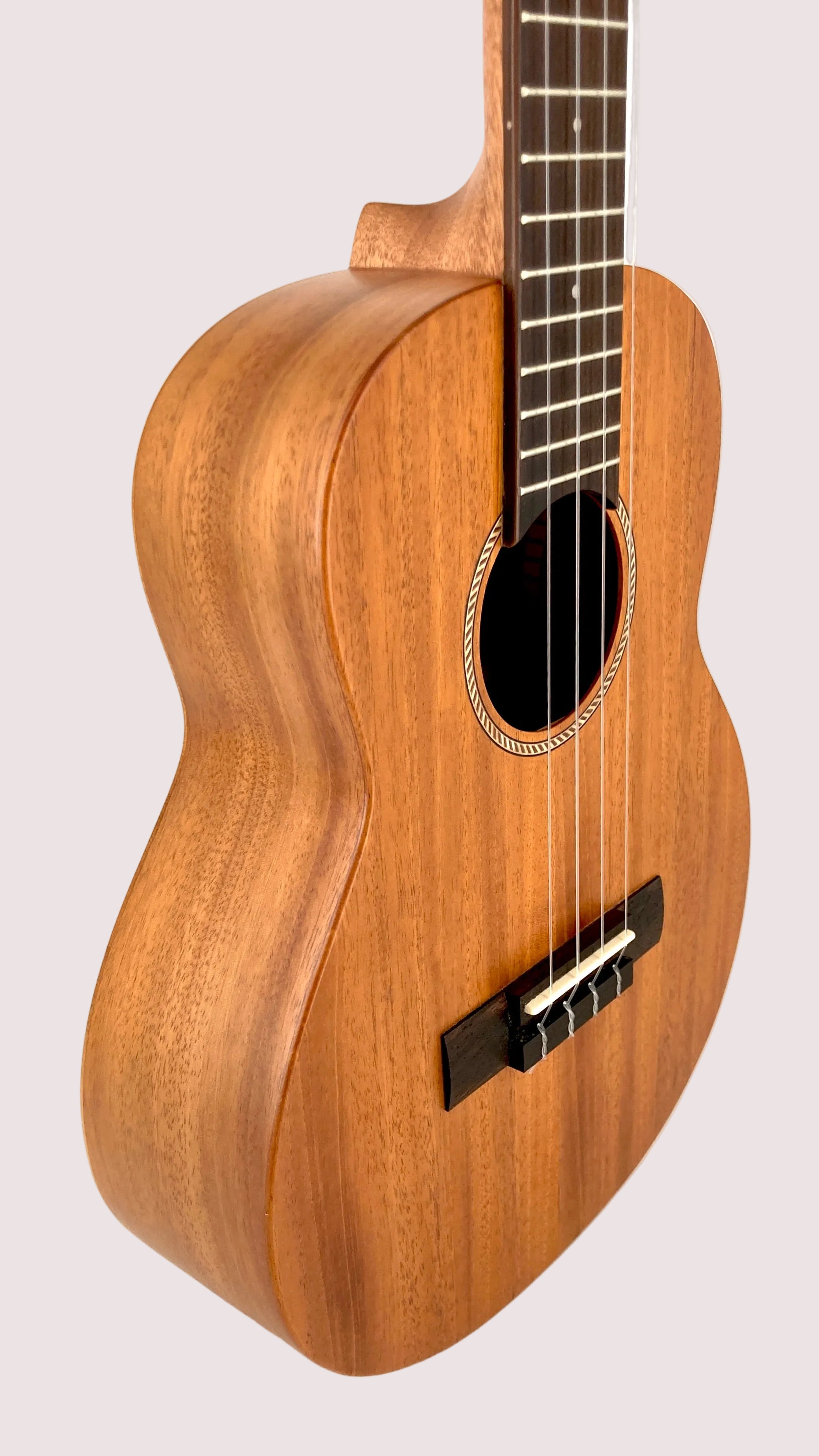 aNueNue T30 Tenor