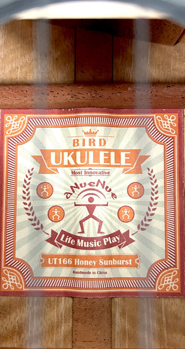aNueNue UT166 Honey Sunburst Tenor