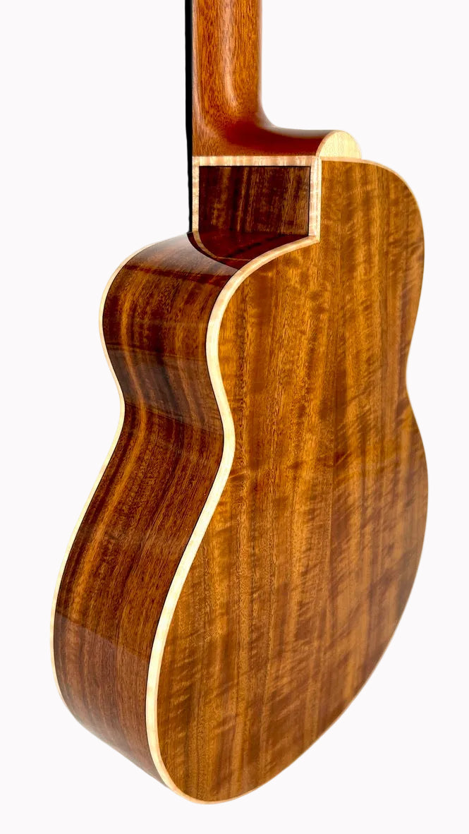 aNueNue UT188 Moana Blue Tenor