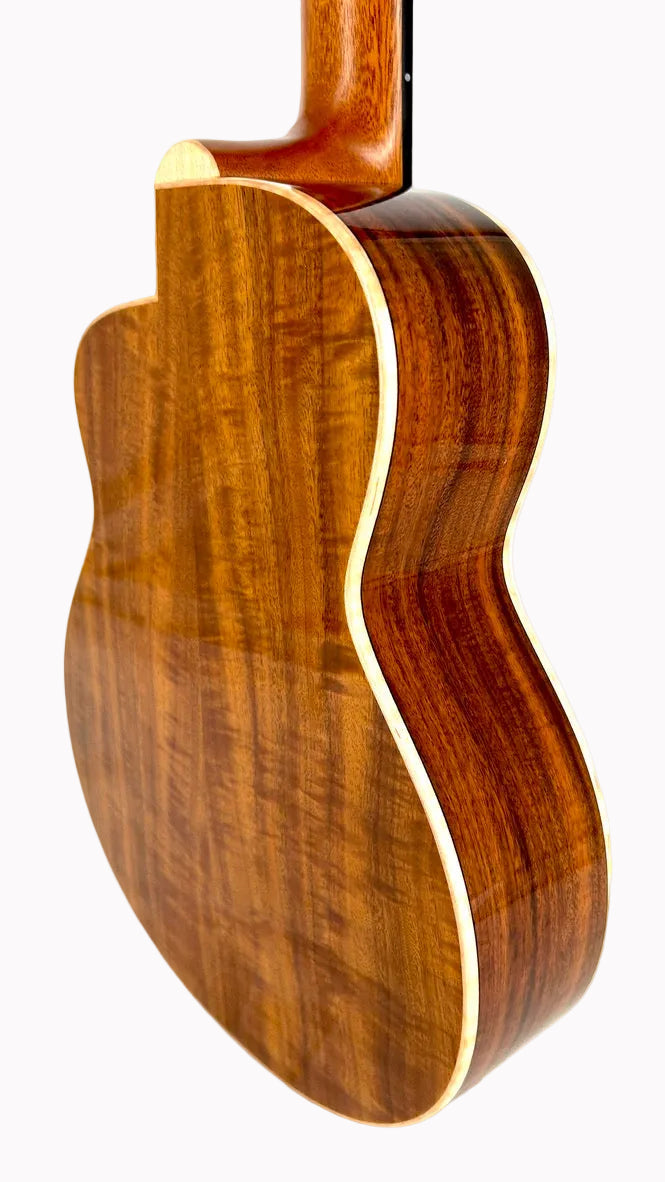 aNueNue UT188 Moana Blue Tenor