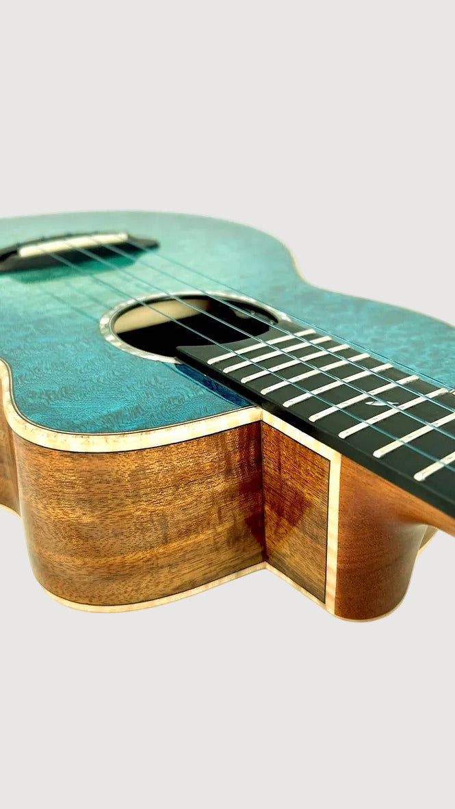 aNueNue UT188E Moana Blue Tenor mit Pickup