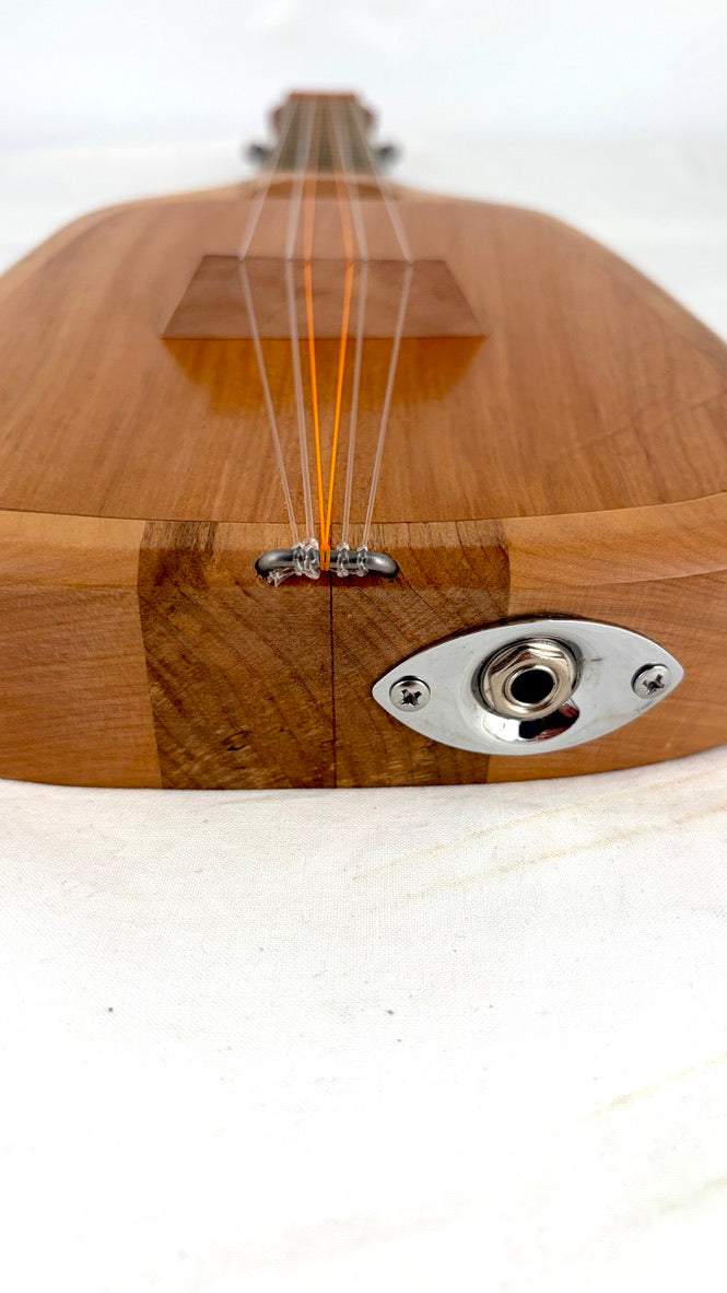 Asonu Tenor 6-string mit Pickup