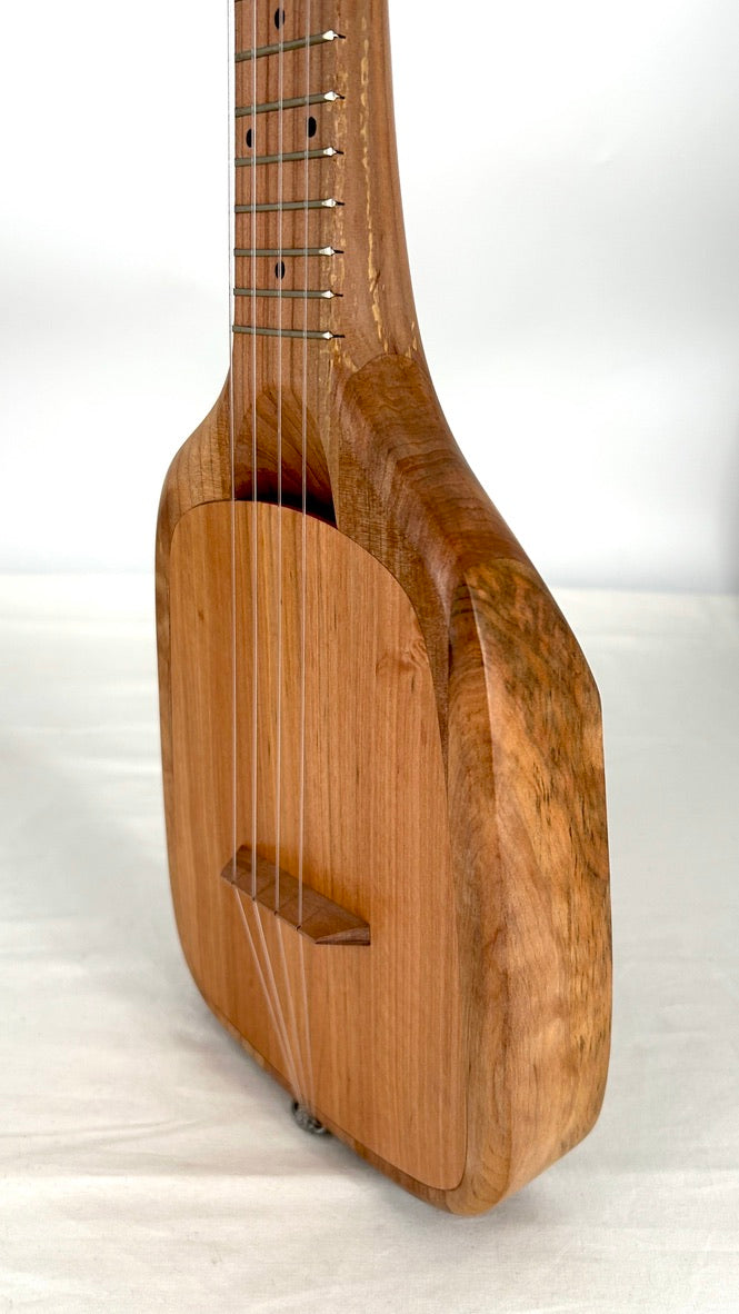 Asonu Tenor 4-string mit Pickup