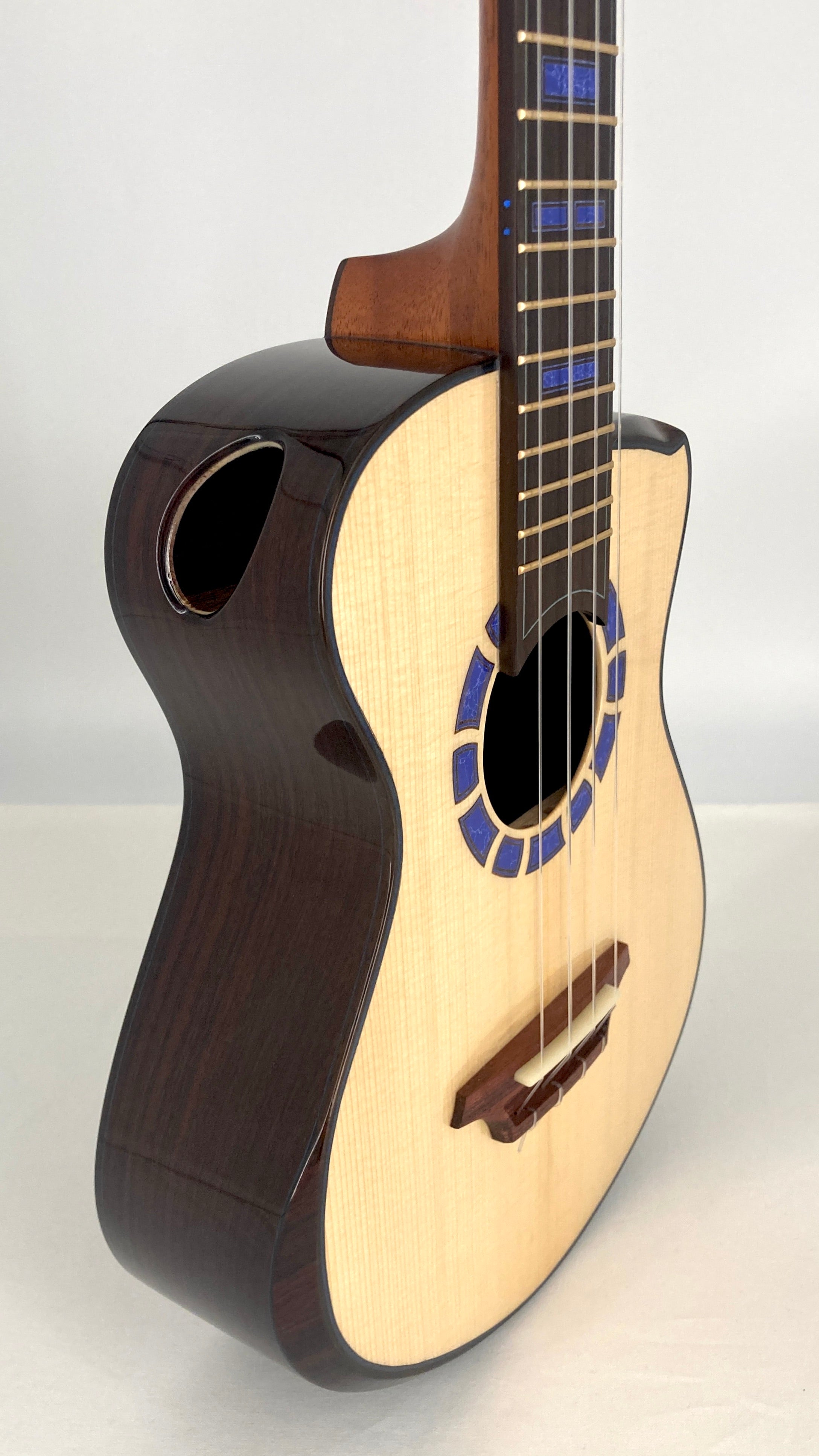 HOZEN Green Label Tenor Spruce / Rosewood