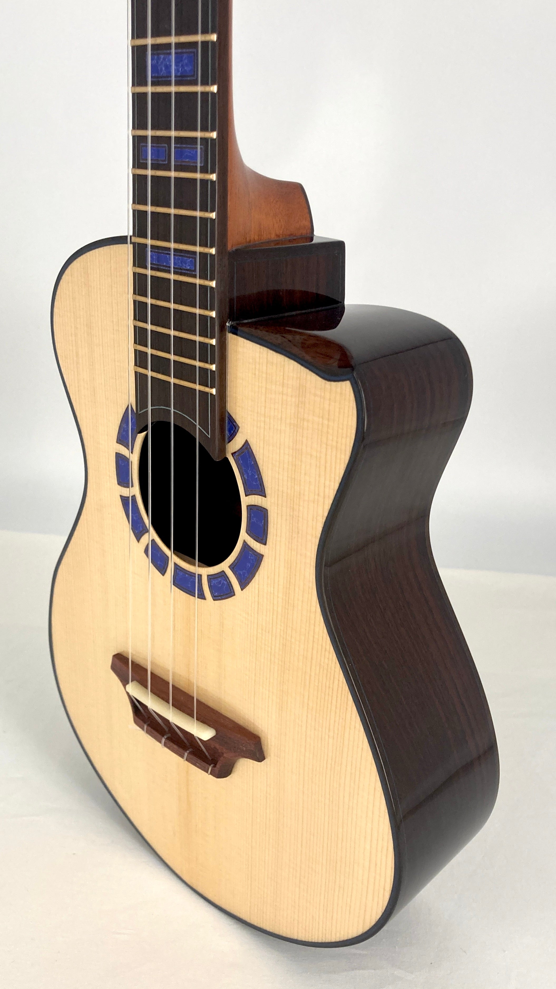 HOZEN Green Label Tenor Spruce / Rosewood