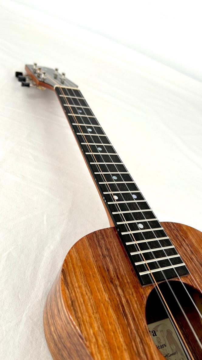 Kanile'a K1 Tenor Fünfsaiter gloss