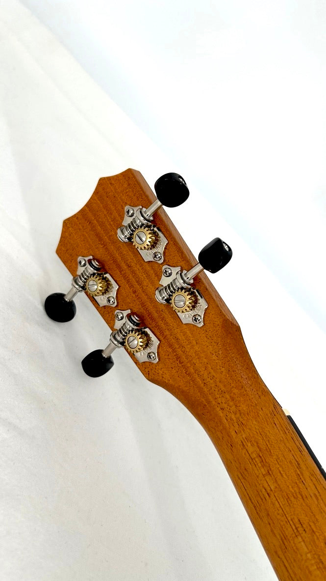 Kanile'a K1 Tenor natural